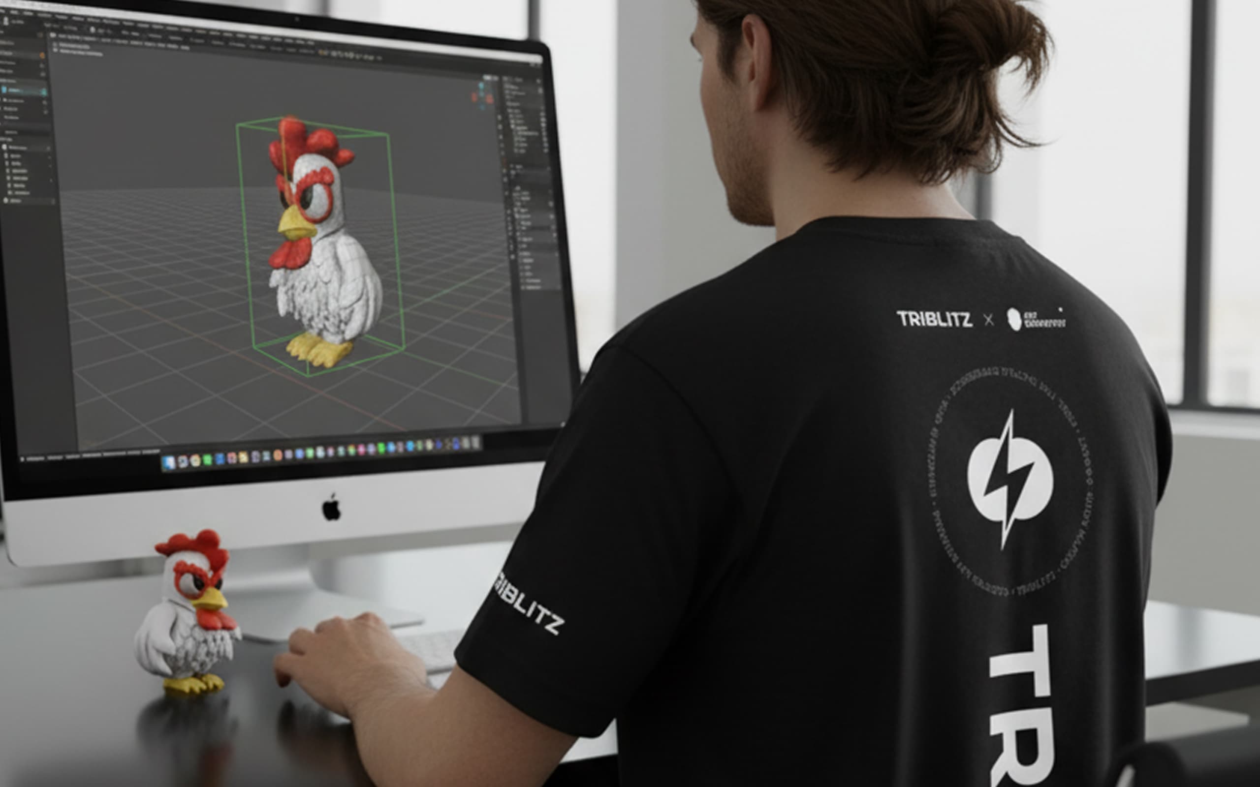 Коллекционные объекты на полке